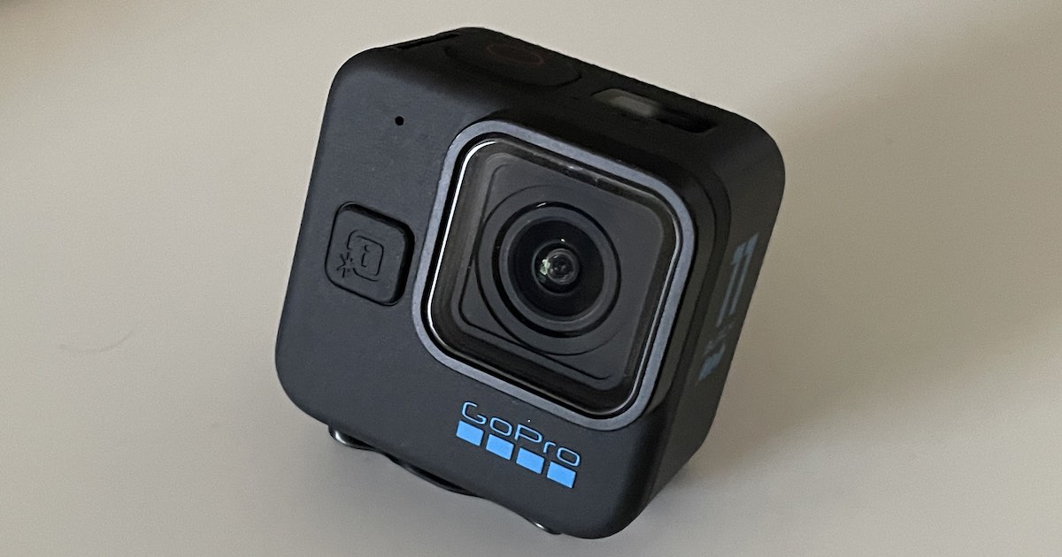 GoPro HERO11 Black Mini の電源が入らないのでリセットした